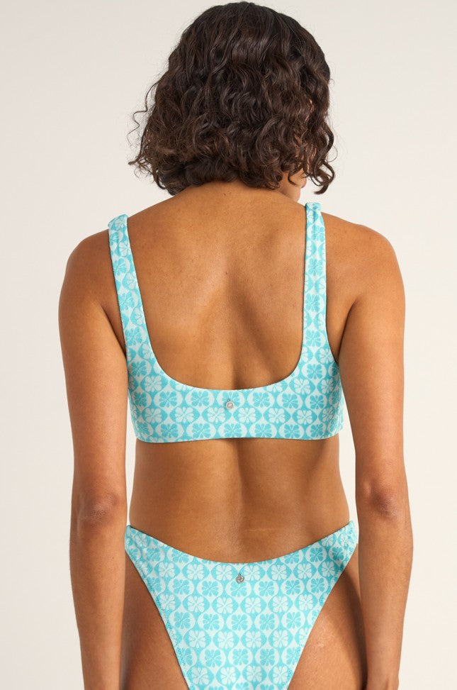  RHYTHM Solitude Twist Front Top