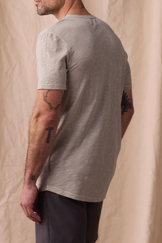  THE NORMAL BRAND Legacy Jersey Short Sleeve Henley
