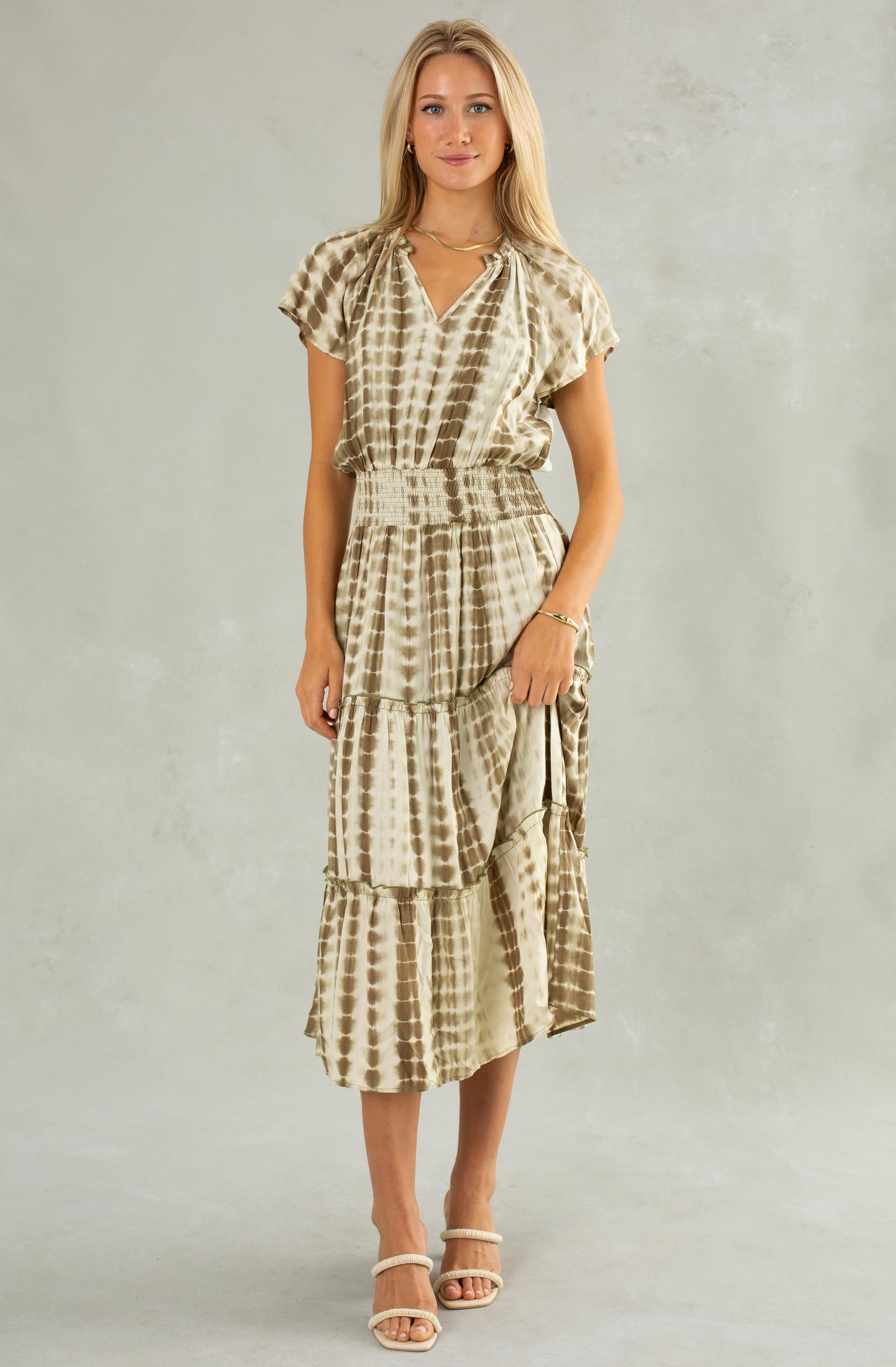  ISLA Alice Easy Waist Midi Dress