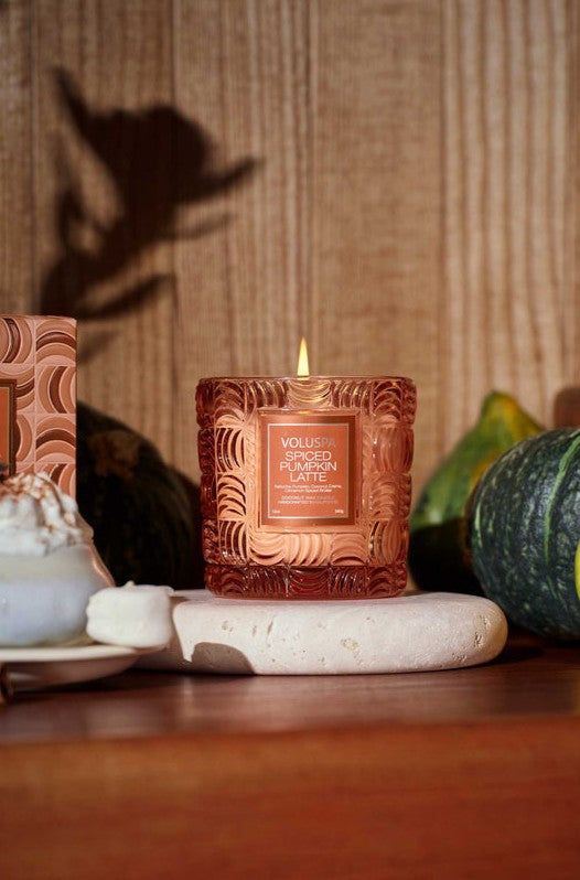  VOLUSPA Spiced Pumpkin Latte Classic Candle